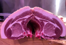 Boucherie De La Tour. Carré de cochon de l’Aveyron