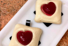 Opéra de foie gras aux framboises