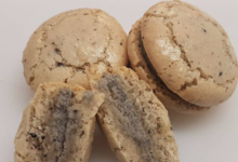Chocolat Illèné. Macarons sésame noir