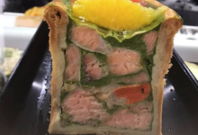 Pâté en croûte au saumon, st Jacques et agrumes