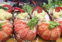 Charcuterie Haas. Demi langouste garnie