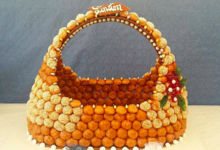 Maison Barthelaix. Panier 350 choux