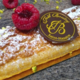 Patisserie Joel Boulay. Eclair aux framboises