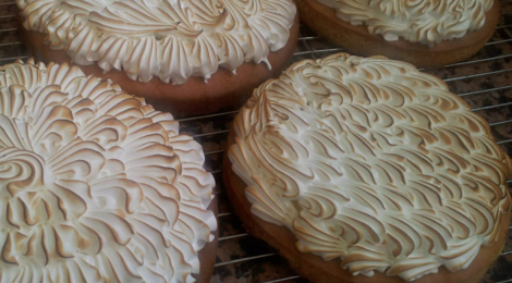 Boulangerie "Ô Pain Gourmand". Tarte meringuée