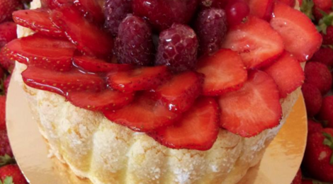 Boulangerie "Ô Pain Gourmand". Charlotte fruits rouges