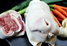 Triperie Française. Tête de veau