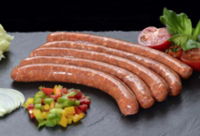 Triperie Française. Saucisses piquantes