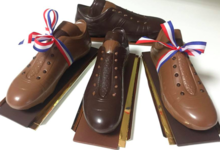 Chocolats Charpot. SARL Brocheton. Chaussures
