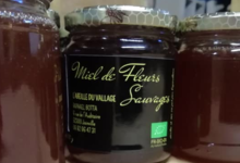 L'abeille du Vallage. Miel de fleurs sauvages