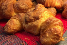 Boulangerie Diderot. Croissant