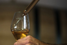 Champagne R. Pouillon Et Fils. Coteaux Champenois blanc