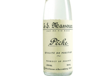 Distillerie Massenez. Eau de vie de pêche Prestige
