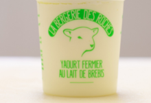 La bergerie des Roches. Yaourt vanille BIO